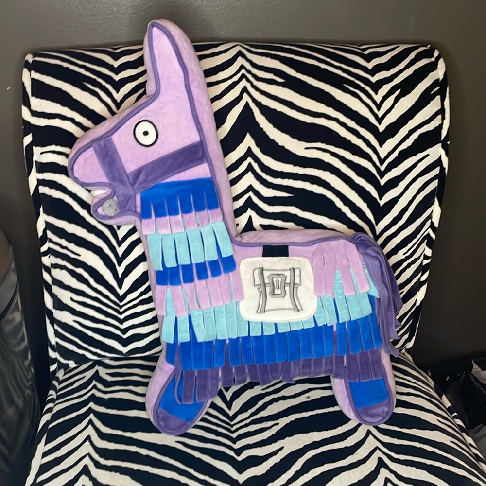 FORTNITE Loot Llama Stuffed Plush